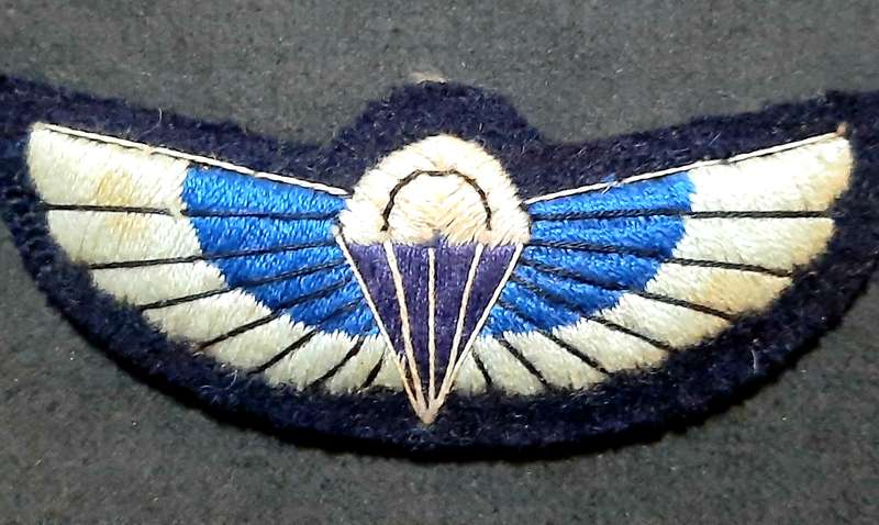 RARE: 1950s/ 60s British S.A.S Padded 'Malaya Type' Embroidered Parachute Qualification Wing