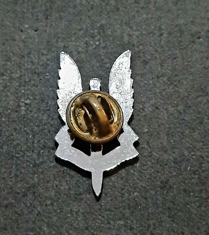 RARE: 1990s British S.A.S Metallic Lapel Badge w/ Enamel Inlay (Pin Intact).