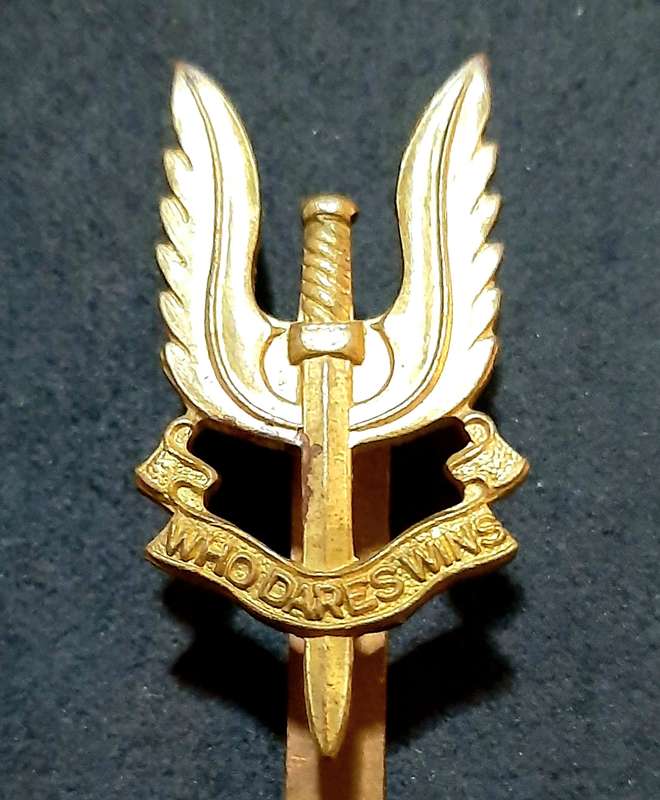 RARE: 1980s British S.A.S Bronze Metallic Beret Badge w/ Slide.
