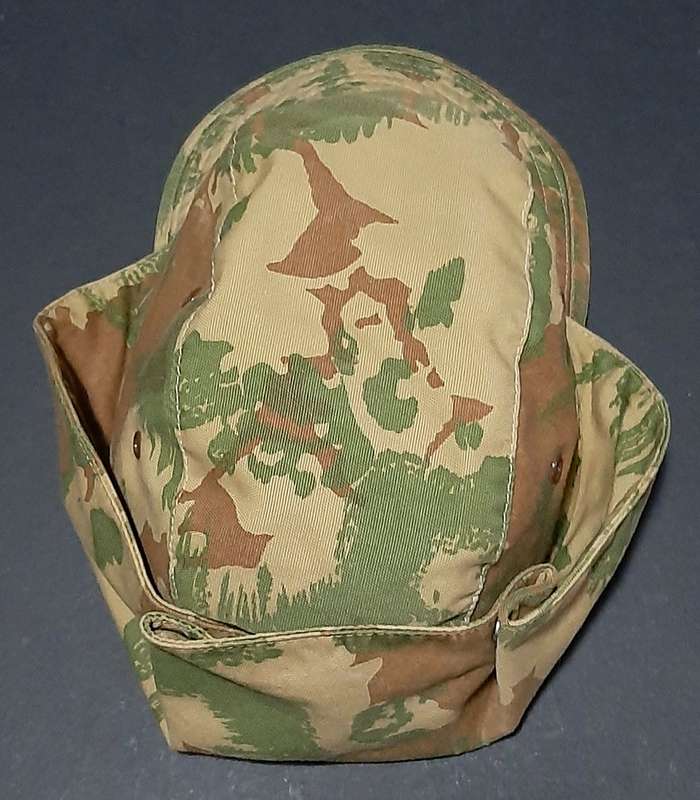 RARE: 1960s Rhodesian Bush War- SA 1st Patt. Camouflage Fielddress Cap w/ Neck-Flap (57/58).