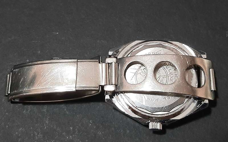 RARE: 1970s Mortima 17-Jewel 'Superdatomatic' Waterproof Diver's Watch (TESTED).