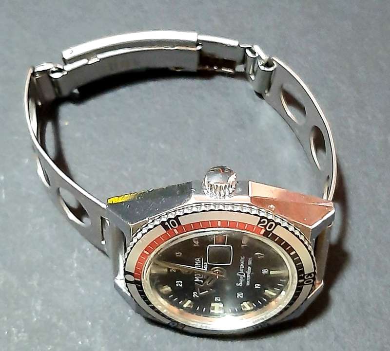 RARE: 1970s Mortima 17-Jewel 'Superdatomatic' Waterproof Diver's Watch (TESTED).