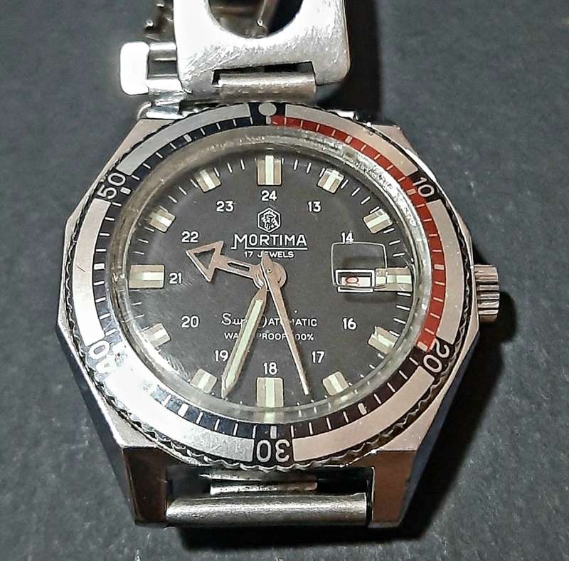 RARE: 1970s Mortima 17-Jewel 'Superdatomatic' Waterproof Diver's Watch (TESTED).