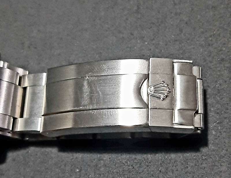 STUNNING: Gent's Replica Rolex ' Oyster Perpetual' Date-Submariner Diver's Watch (TESTED).