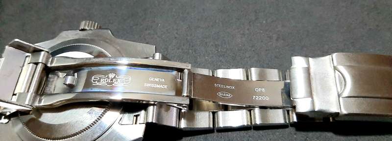 STUNNING: Gent's Replica Rolex ' Oyster Perpetual' Date-Submariner Diver's Watch (TESTED).