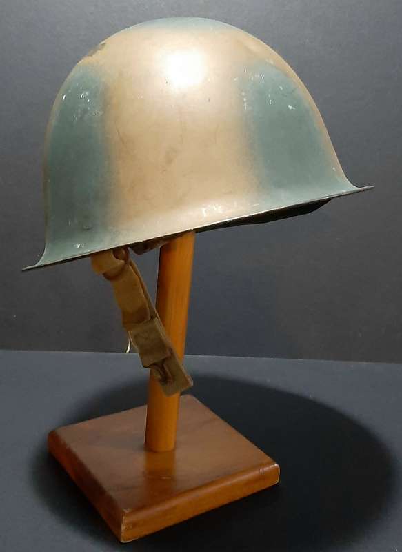Border War: 1980s SADF Bi-Tonal Camouflage Pattern Helmet w/ Liner (1 Strap Only ).