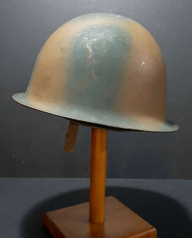 Border War: 1980s SADF Bi-Tonal Camouflage Pattern Helmet w/ Liner (1 Strap Only ).