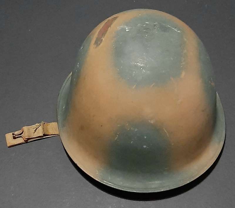 Border War: 1980s SADF Bi-Tonal Camouflage Pattern Helmet w/ Liner (1 Strap Only ).