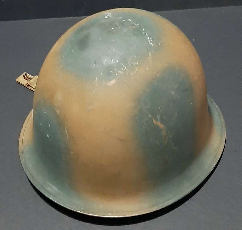 Border War: 1980s SADF Bi-Tonal Camouflage Pattern Helmet w/ Liner (1 Strap Only ).