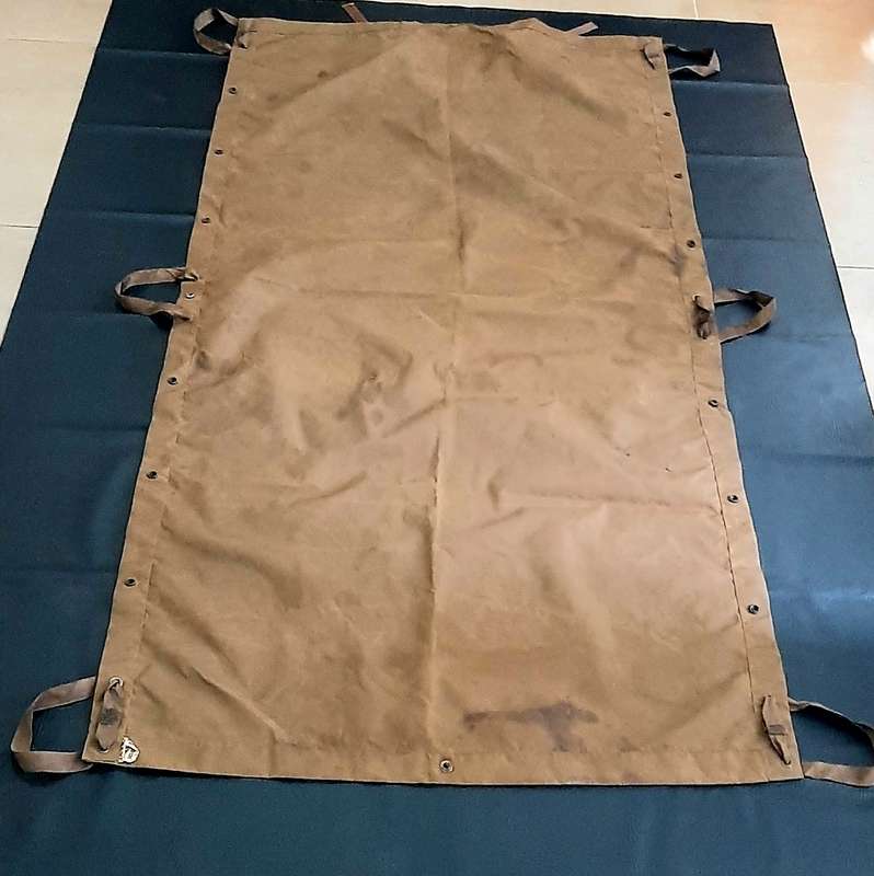 Border War: 1970s SADF Nutria Groundsheet / Shelter Half w/ fittings(1.8 m x 1m).