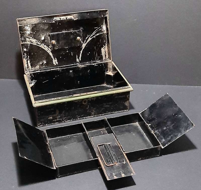 1930s Barclay's Bank South Africa: Metal Currency Storage Box w/ Internal Shelf Segment (31cmx19cm)