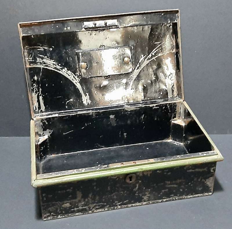 1930s Barclay's Bank South Africa: Metal Currency Storage Box w/ Internal Shelf Segment (31cmx19cm)