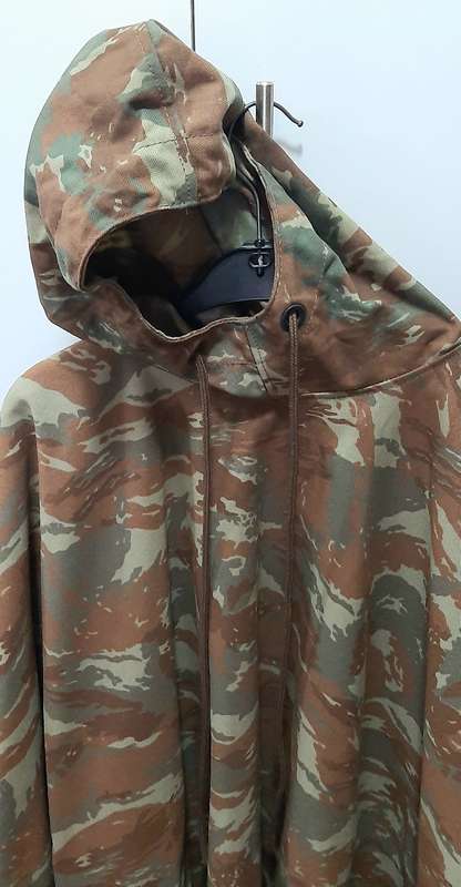 RARE: Border War 1980s - SADF 32 Battalion Camouflage Poncho/ Groundsheet w/ Hood (Specifico).