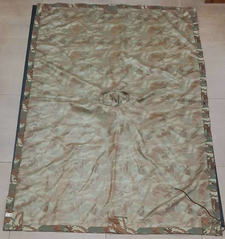 RARE: Border War 1980s - SADF 32 Battalion Camouflage Poncho/ Groundsheet w/ Hood (Specifico).