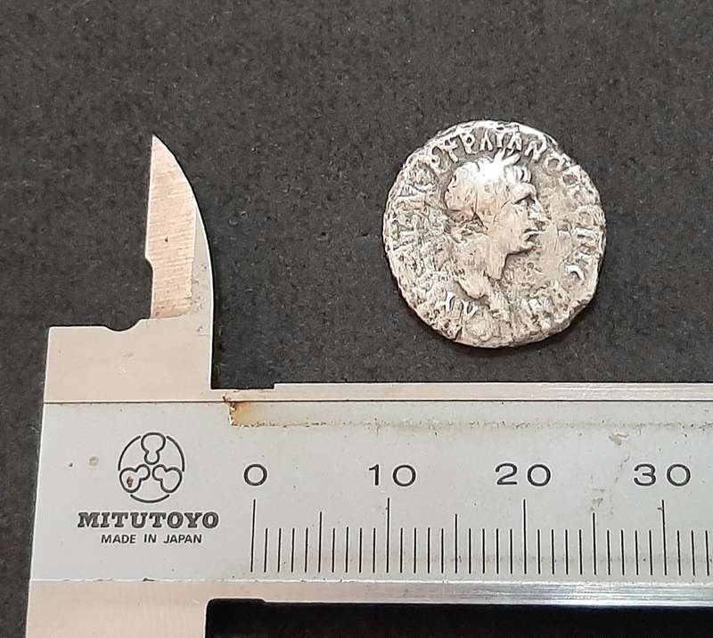 RARE: Roman Macedonia 1st-2nd Century AD Silver Coin w/ Emperor (F).