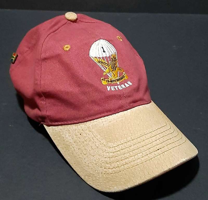 1990s SADF Commemorative: 1 Parachute Battalion Unit Baseball Cap w/ Nat. Flag Pin (Universal Size).