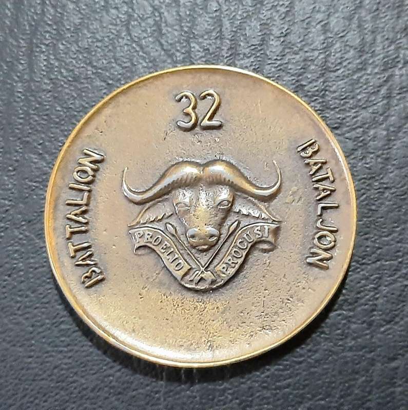 Border War: 1980s SADF  32 Battalion Unit ' Buffalo'  Medallion ( Un-numbered).