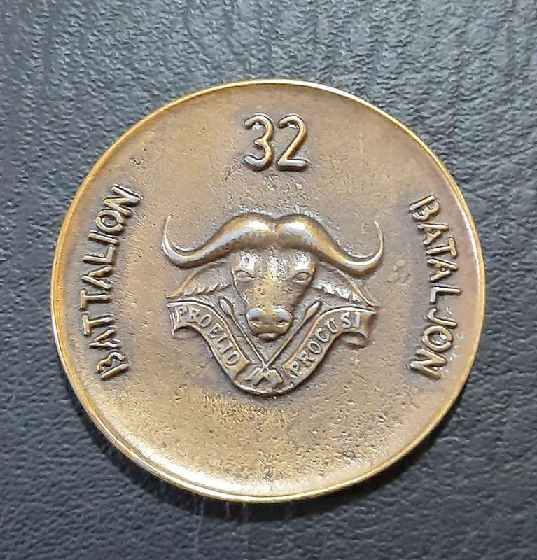 Border War: 1980s SADF  32 Battalion Unit ' Buffalo'  Medallion ( Un-numbered).