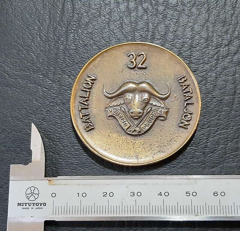 Border War: 1980s SADF  32 Battalion Unit ' Buffalo'  Medallion ( Un-numbered).