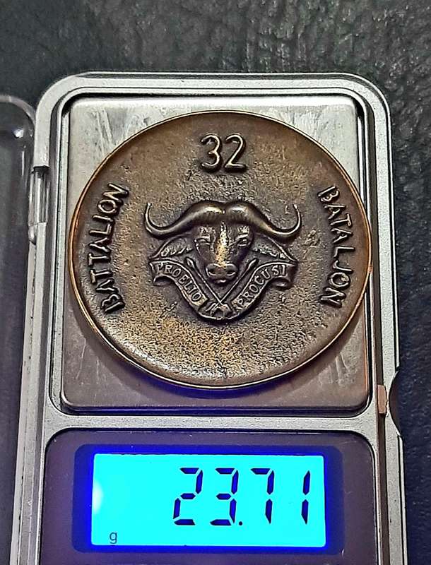 Border War: 1980s SADF  32 Battalion Unit ' Buffalo'  Medallion ( Un-numbered).