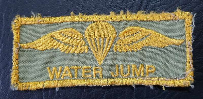 RARE: 1990s SADF / SANDF Unofficial 'Water Jump' Parachute Embroidered Qualification Wings .