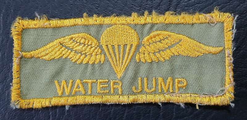 RARE: 1990s SADF / SANDF Unofficial 'Water Jump' Parachute Embroidered Qualification Wings .