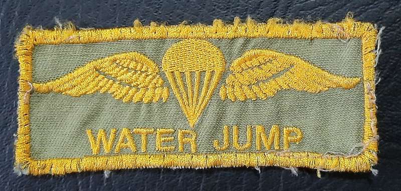 RARE: 1990s SADF / SANDF Unofficial 'Water Jump' Parachute Embroidered Qualification Wings .