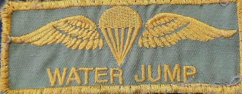 RARE: 1990s SADF / SANDF Unofficial 'Water Jump' Parachute Embroidered Qualification Wings .