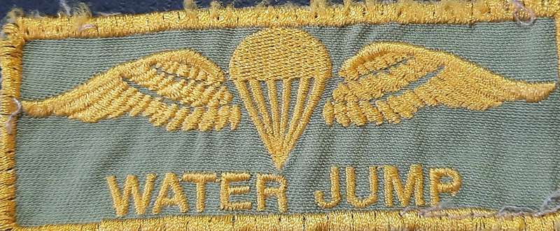 RARE: 1990s SADF / SANDF Unofficial 'Water Jump' Parachute Embroidered Qualification Wings .