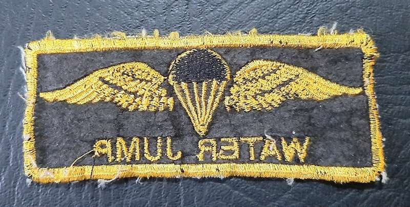 RARE: 1990s SADF / SANDF Unofficial 'Water Jump' Parachute Embroidered Qualification Wings .