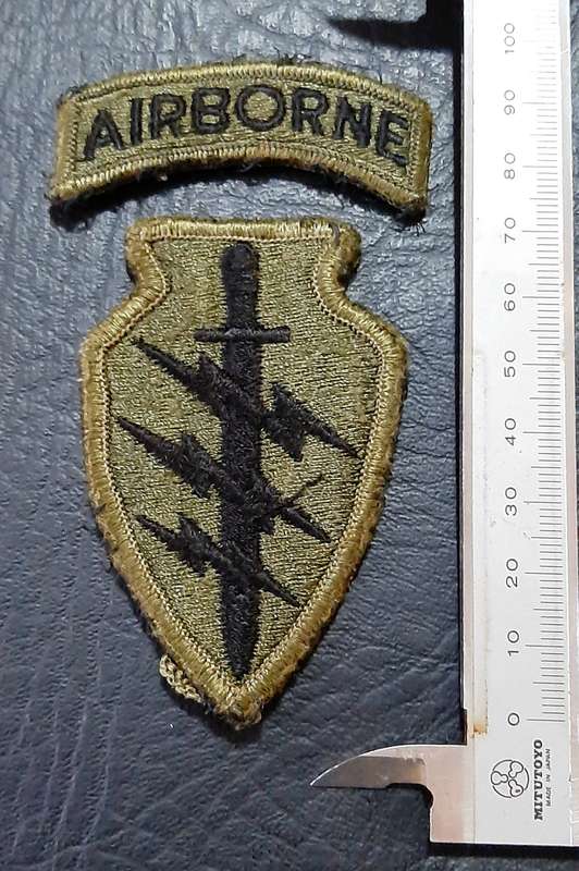 RARE: 1990s U.S. Army OD Green 'Special Forces' Embroidered Airborne Tab & Unit Flash (2 x Pcs).