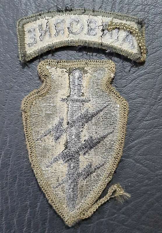 RARE: 1990s U.S. Army OD Green 'Special Forces' Embroidered Airborne Tab & Unit Flash (2 x Pcs).