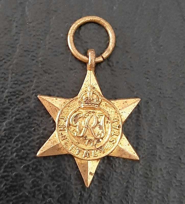 WW2 : Miniature Italy Star Campaign Medal (No Ribbon).