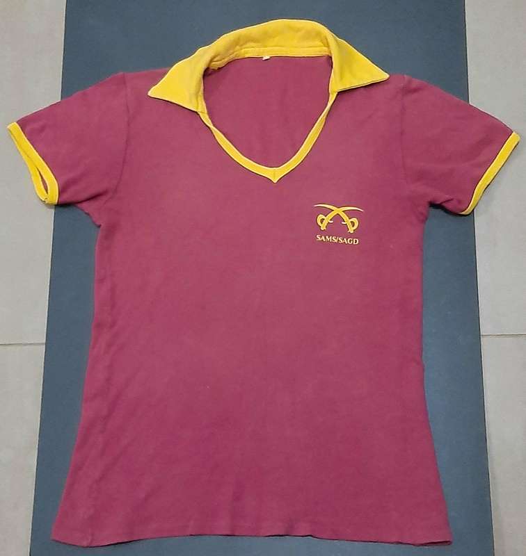 Border War: 1980s SAMS Physical Training Instructor Maroon T-Shirt w/ Insignia (Large).