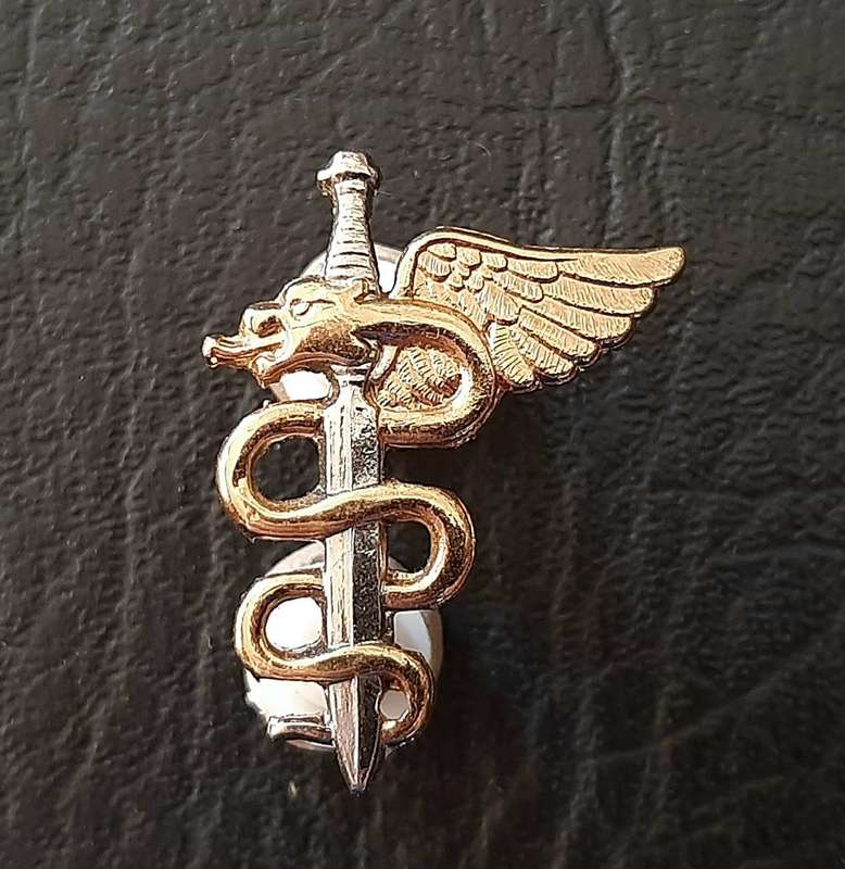 RARE: 1980s / 1990s SAMS 'Recce' 7 Medical Batt. Metal Operator's Badge w/ Pins .