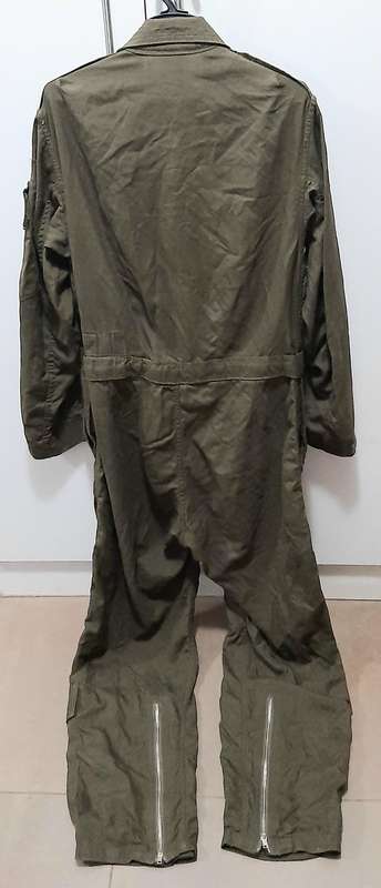 RARE: 1980s Border War- SA Air Force Olive Green Helicopter Pilot's Flightsuit w/ Fittings(Medium).