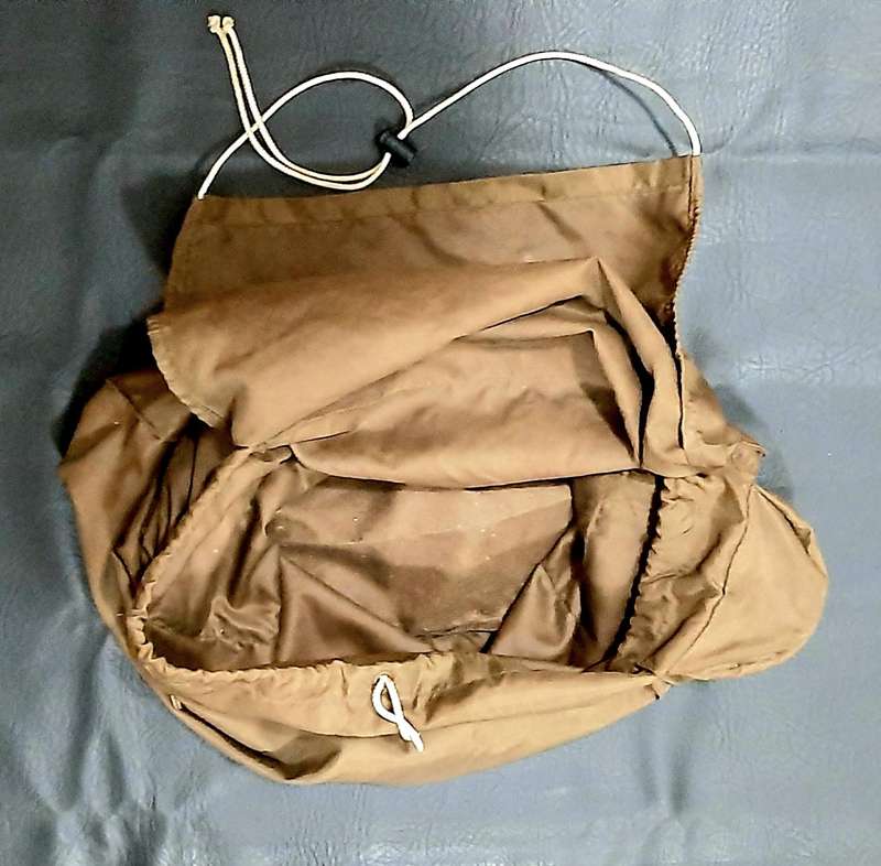 RARE: 1980s Border War - SADF 44 Para. Brigade Pathfinder / 'Recce' Nutria Rucksack Expansion Bag.