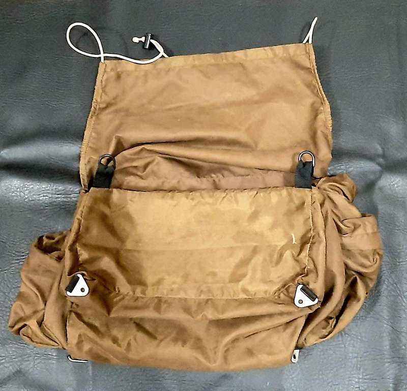 RARE: 1980s Border War - SADF 44 Para. Brigade Pathfinder / 'Recce' Nutria Rucksack Expansion Bag.