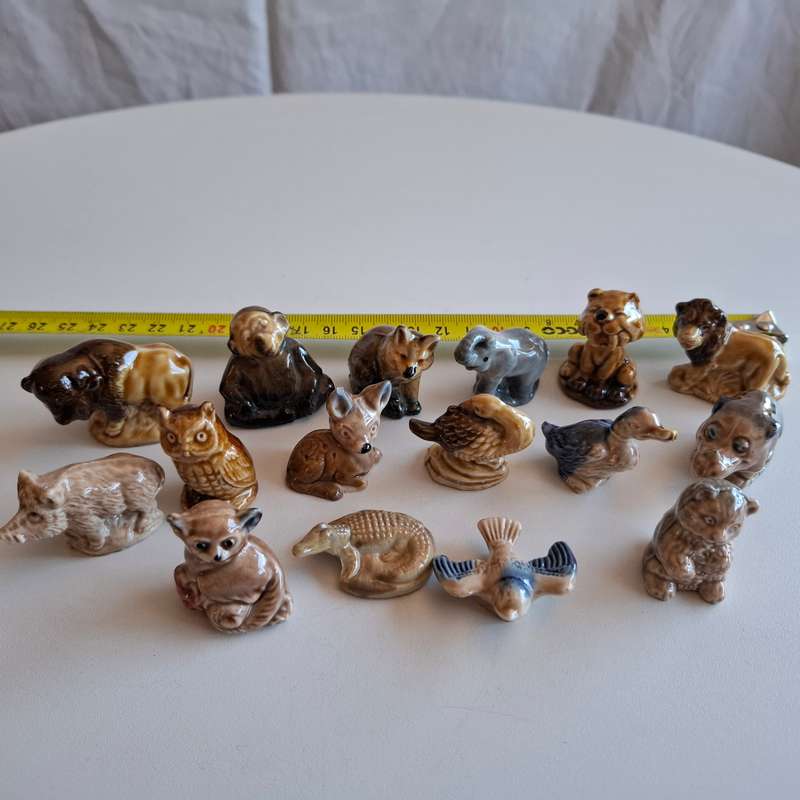 Stunning Collection of  16 Wade Whimsies in Great Condition