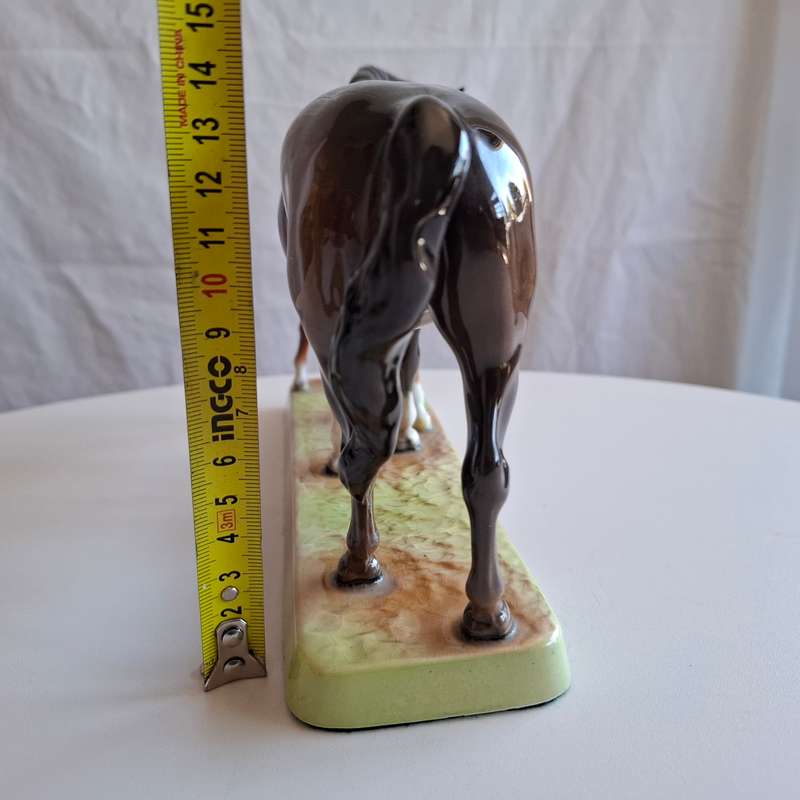 Stunning Beswick Mare and Foal Model 1811 Made in England in Excellent Condition