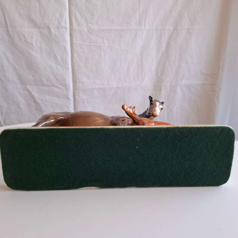 Stunning Beswick Mare and Foal Model 1811 Made in England in Excellent Condition