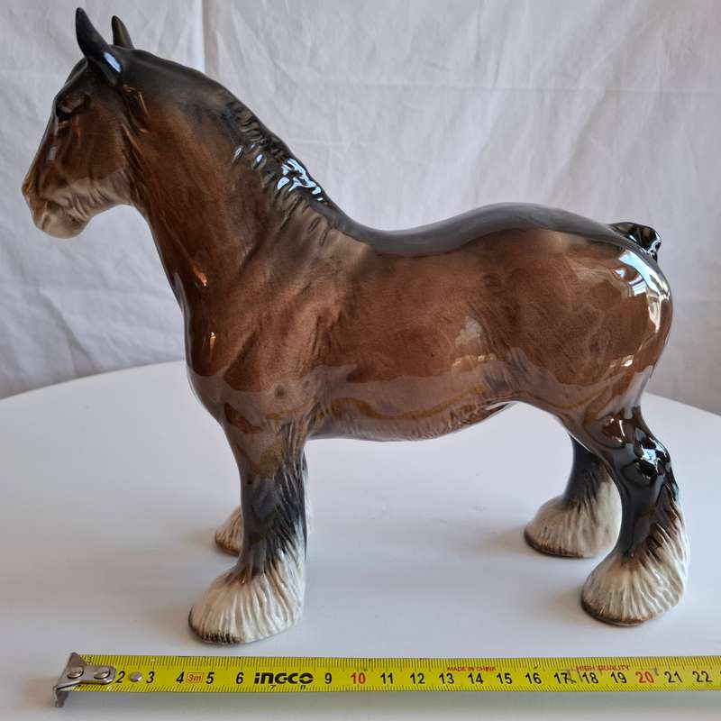 Vintage 1970"s Large Size Beswick Shire Mare Horse in Great Condition  ( H 21 cm)