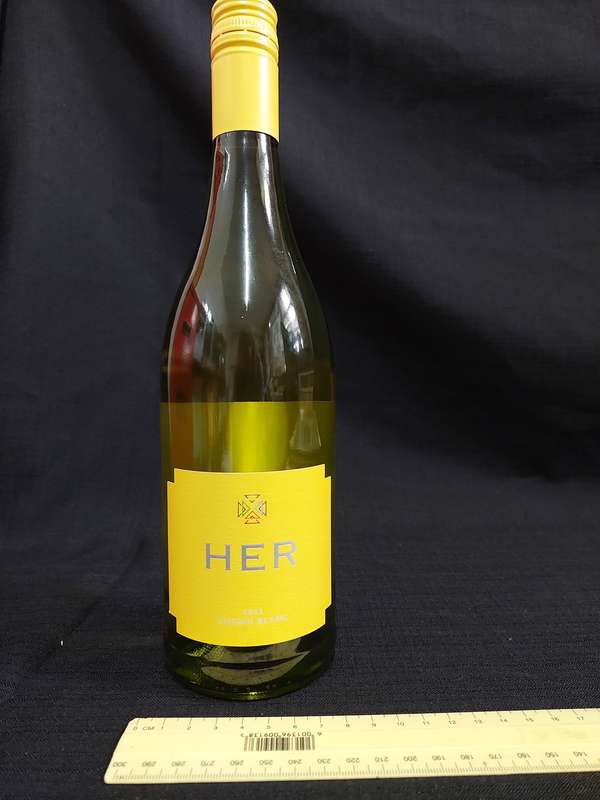 Sealed 750ml Bottle Of HER 2022 Chenin Blanc Wine - See Description