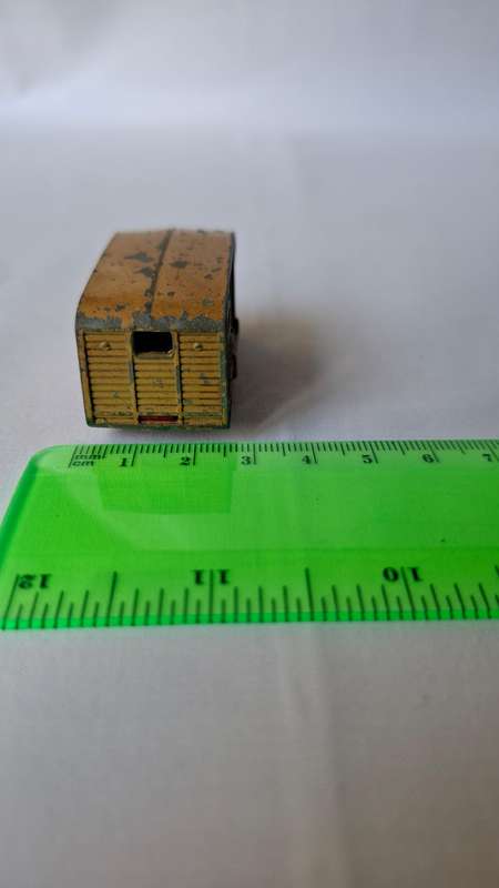 Vintage Lesney Diecast No. 35 Model Horse Transport box - Well Played Condition