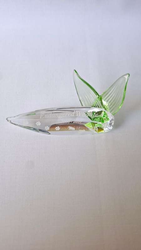 Beautiful Swarovski Crystal Endangered Wildlife 2008-2010 Plaque - Excellent Condition