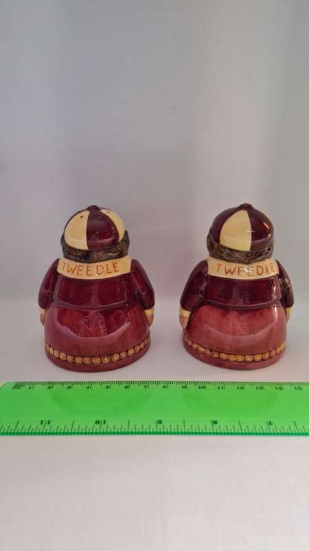 Royal Doulton  Figurine's Salt and Pepper set "Tweedle Dum and Dee" - Excellent Condition