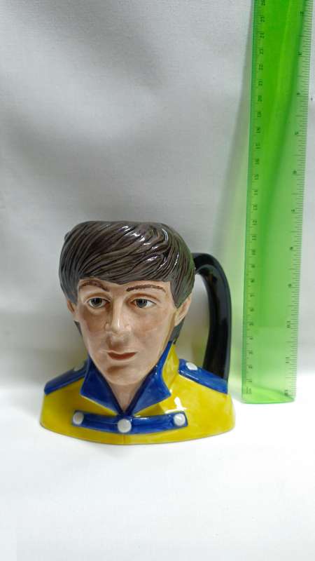 Medium Royal Doulton Character Jug "The Beatles Paul McCartney" - Excellent Condition