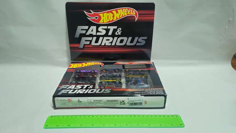 Hot Wheels Premium  Fast & Furious Full Force 10-car set - Excellent Condition