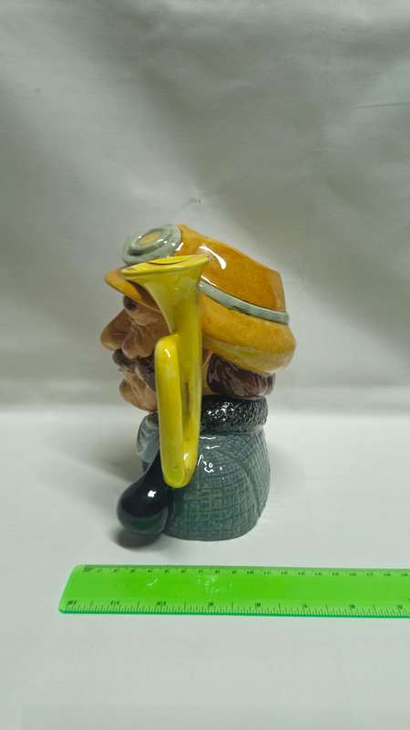 Large Royal Doulton  Character Jug "Veteran Motorist"  - Excellent Condition