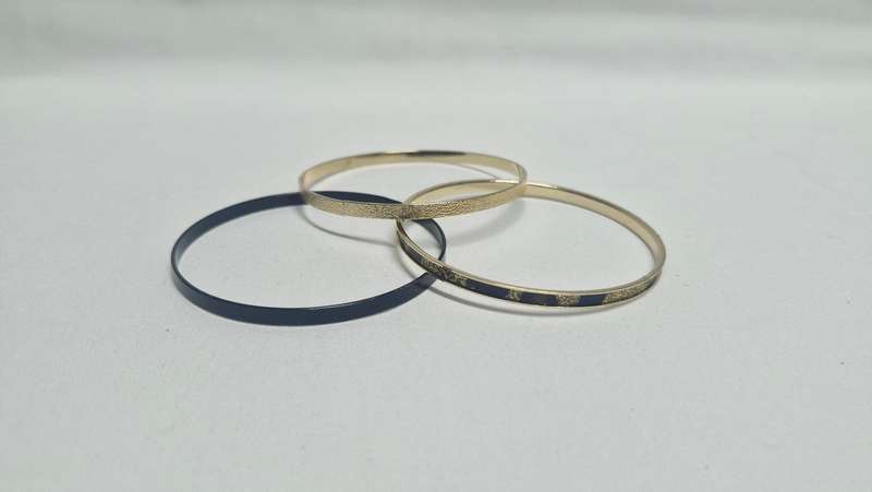 Beautiful Costume Jewellery Set of 5 - Excellent Condition